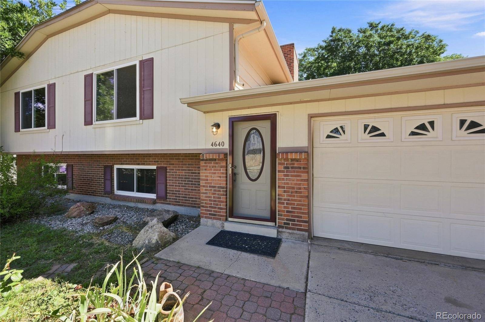 4640 S Everett ST, Denver, CO 80123