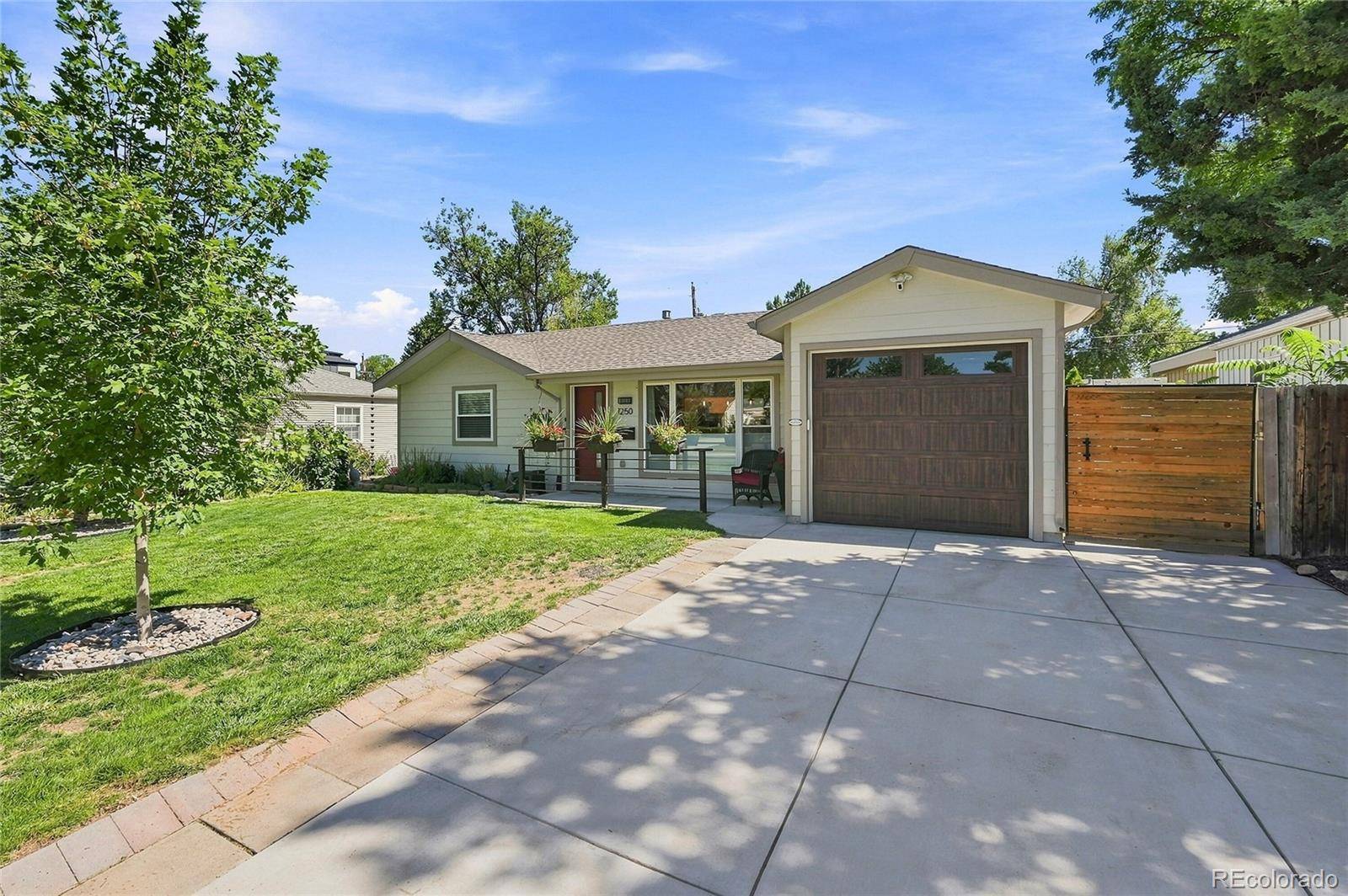 1250 S Elm ST, Denver, CO 80246