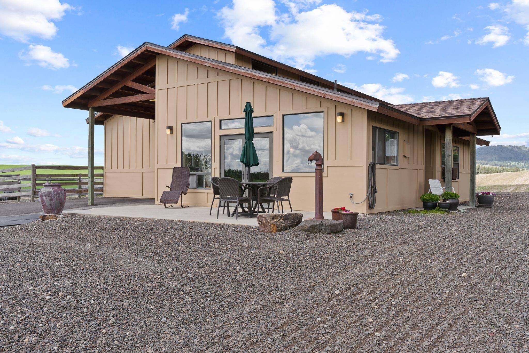 8310 E BELAIR Rd, Valleyford, WA 99036
