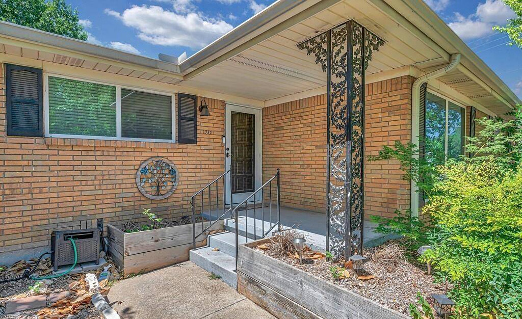 1732 Hilltop Drive, Waco, TX 76710