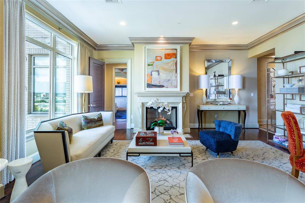 2525 N Pearl Street #1001, Dallas, TX 75201