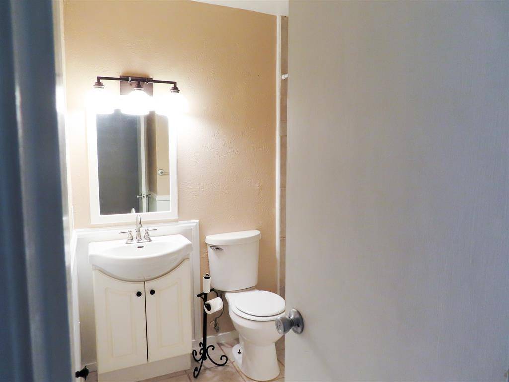 808 E Heath Street, Rockwall, TX 75087