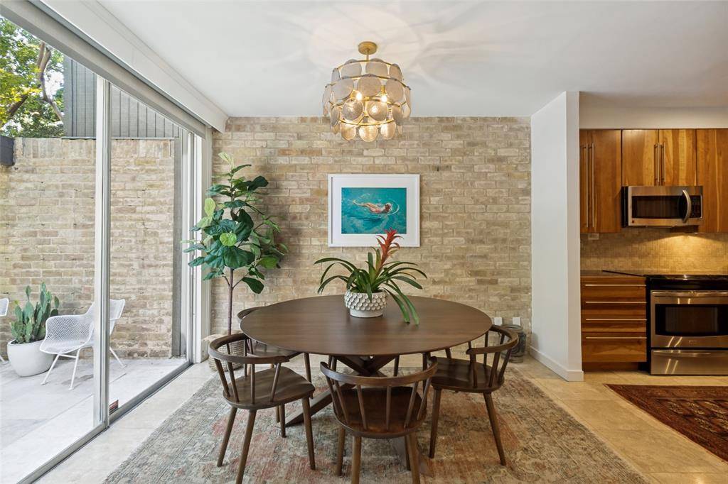 4071 Buena Vista Street, Dallas, TX 75204