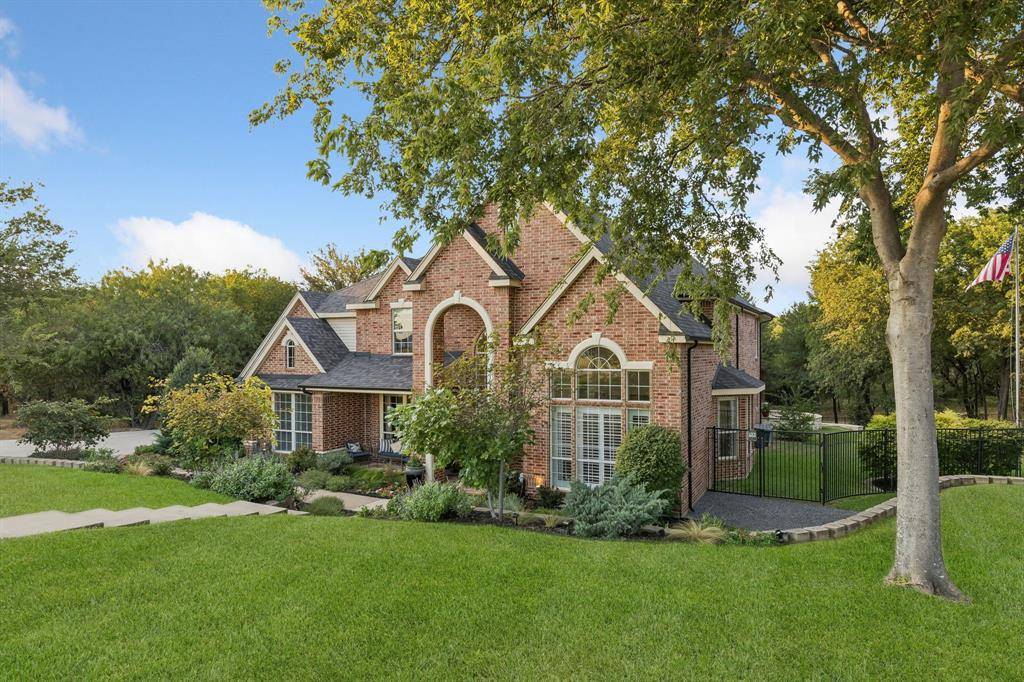 2647 Creekwood Drive, Cedar Hill, TX 75104