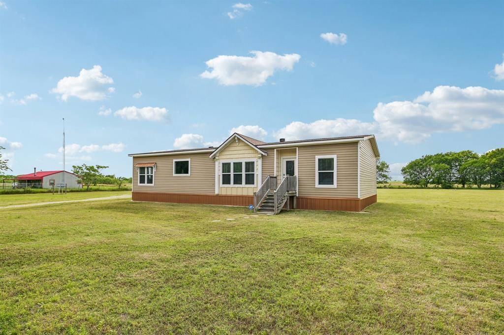 590 Vz County Road 2704, Mabank, TX 75147