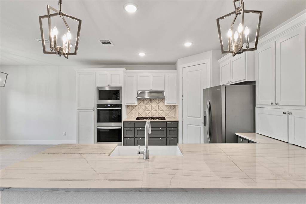 3905 Henley Lane, Garland, TX 75043