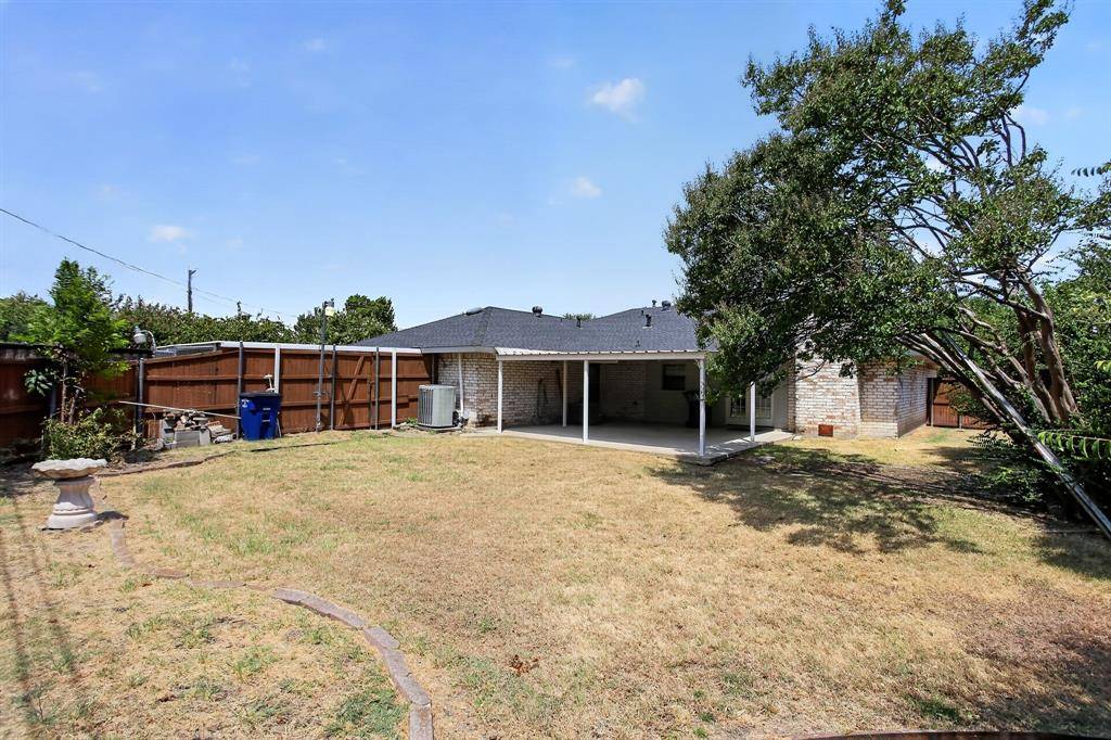 3030 Newcastle Drive, Dallas, TX 75220