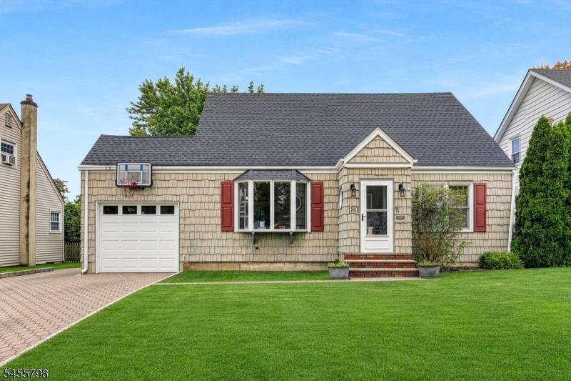 180 Mohawk Dr, Cranford Twp., NJ 07016
