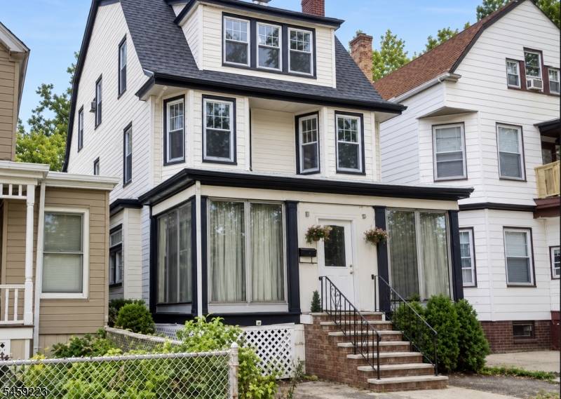 131 Greenwood Ave, East Orange City, NJ 07017