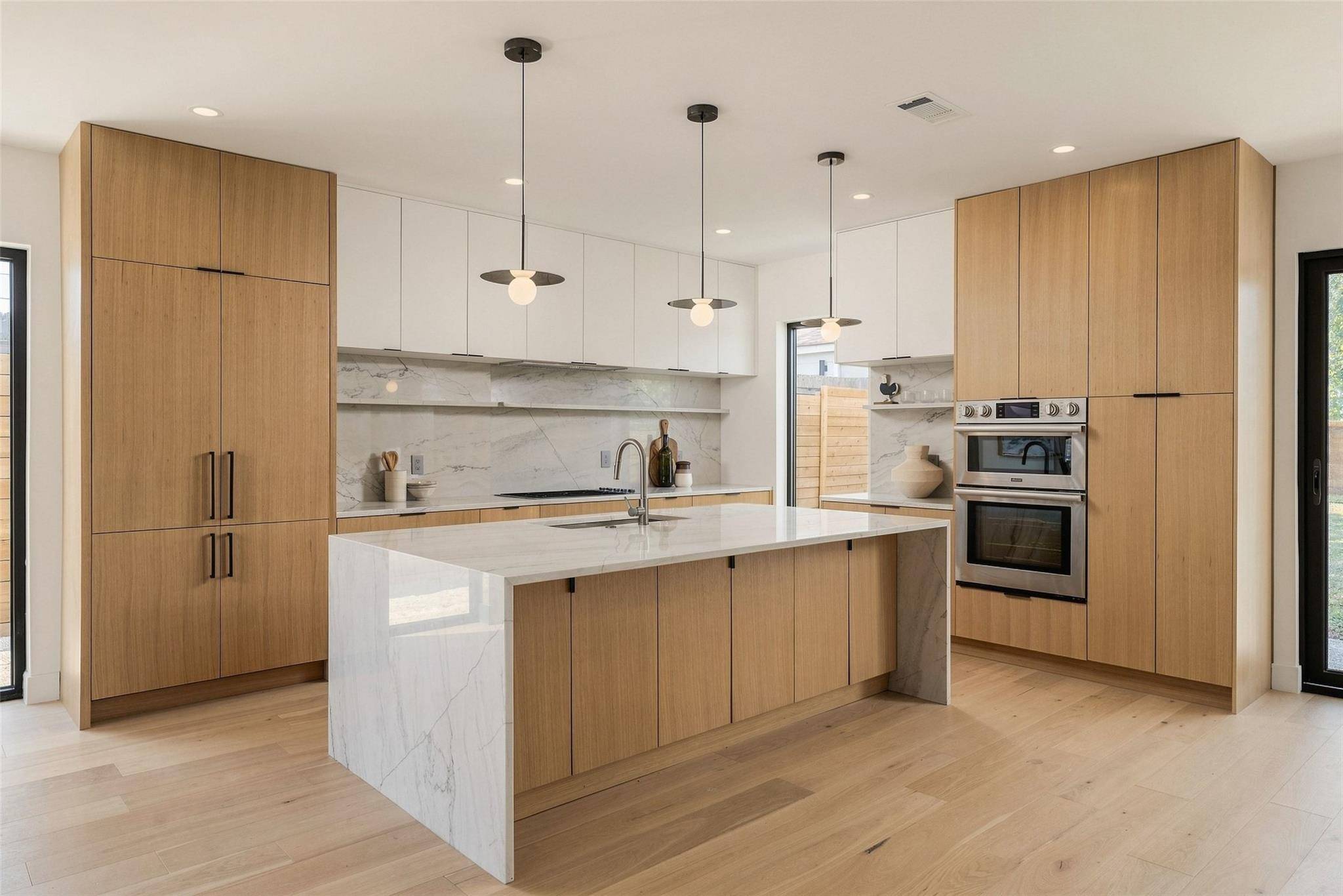 1005 W Johanna ST, Austin, TX 78704
