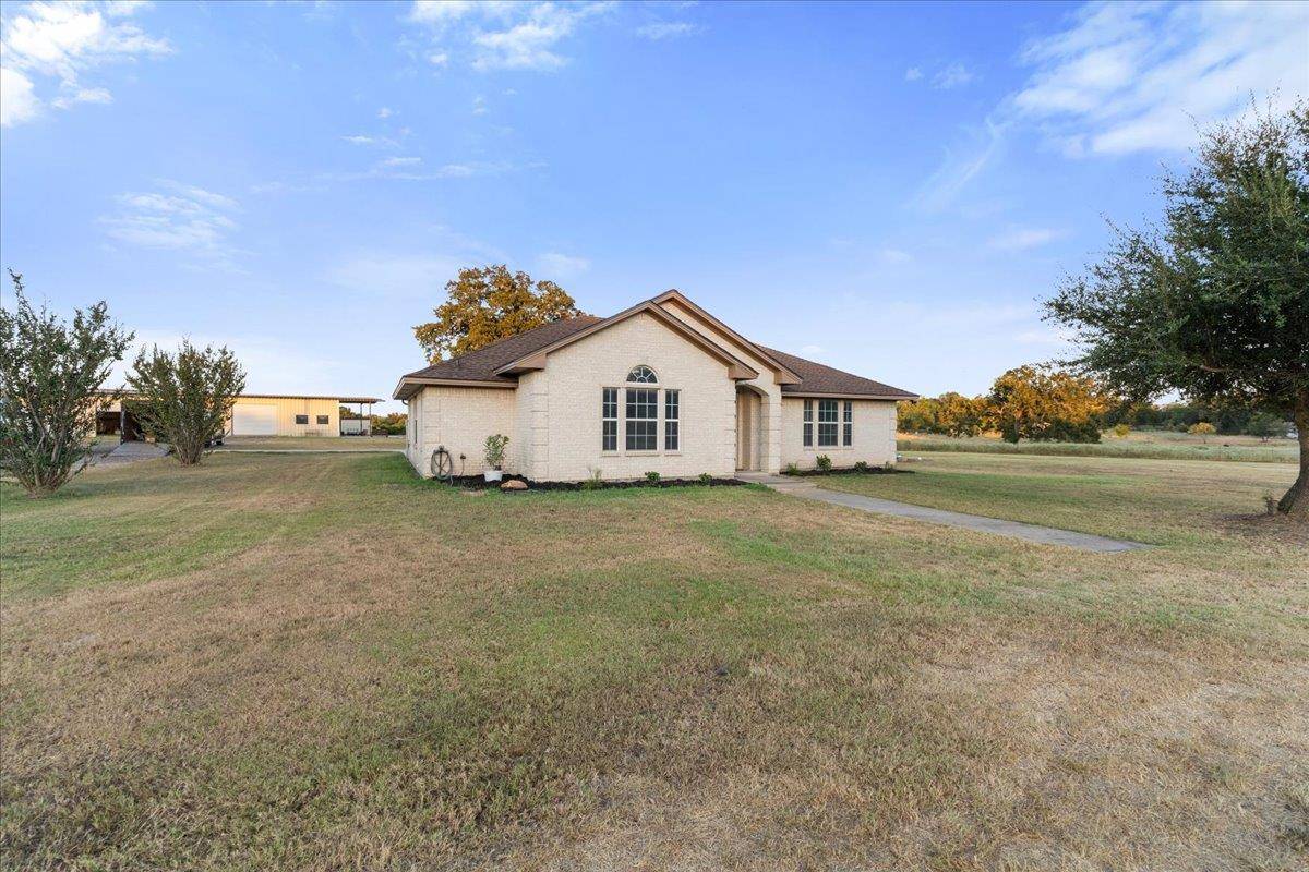 972 County Road 335, Rockdale, TX 76567