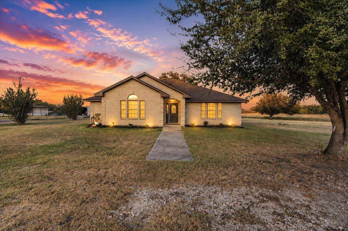 972 County Road 335, Rockdale, TX 76567