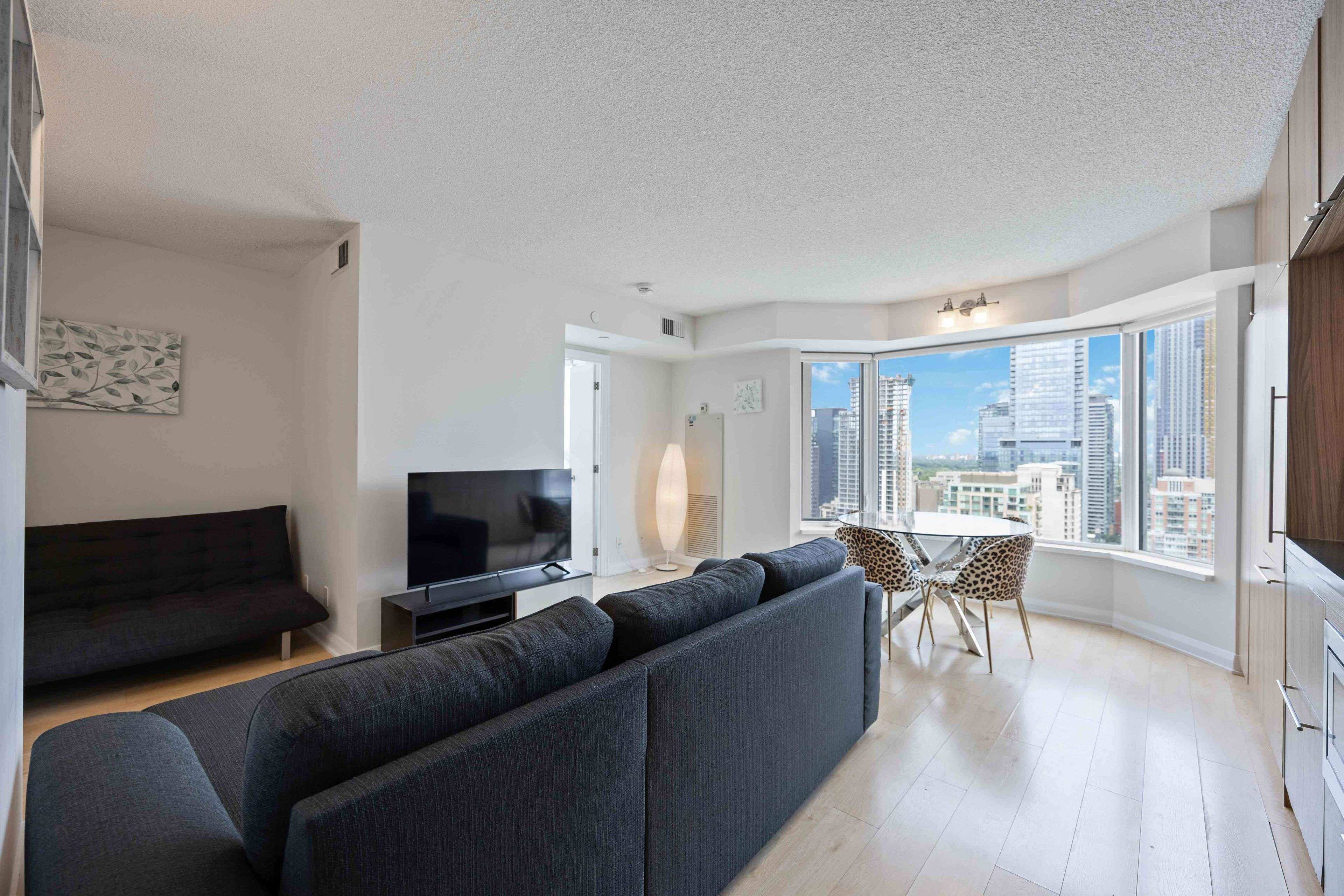 155 Yorkville AVE #2604, Toronto C02, ON M5R 0B4
