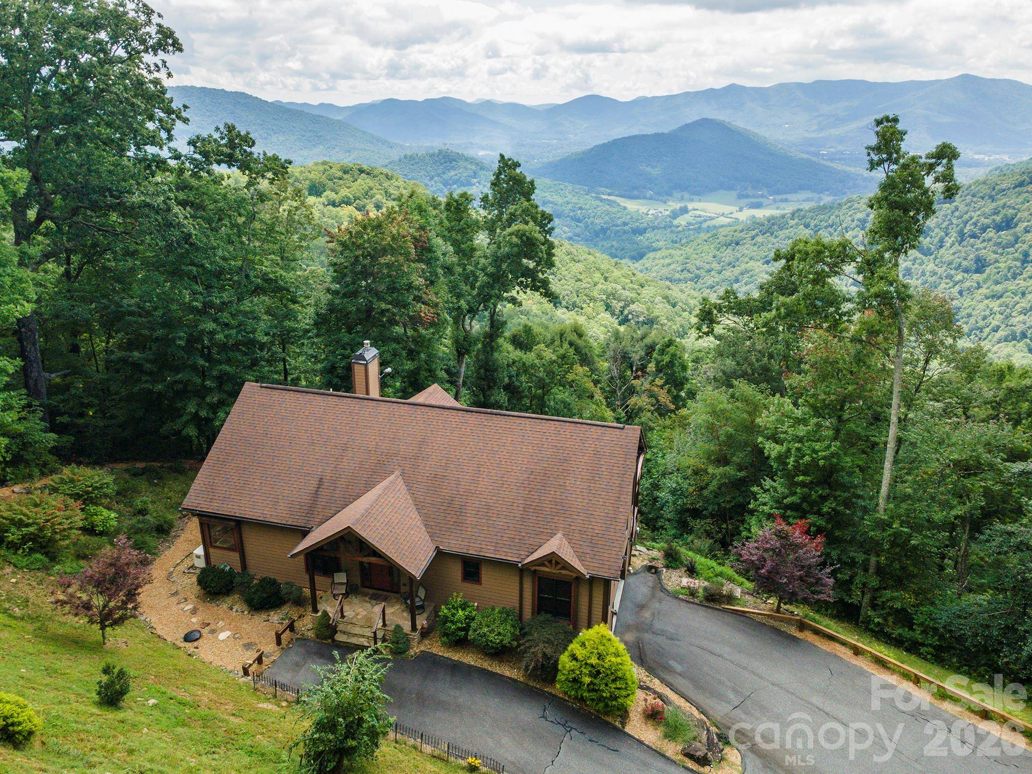 30 Wedgewood TER, Black Mountain, NC 28711