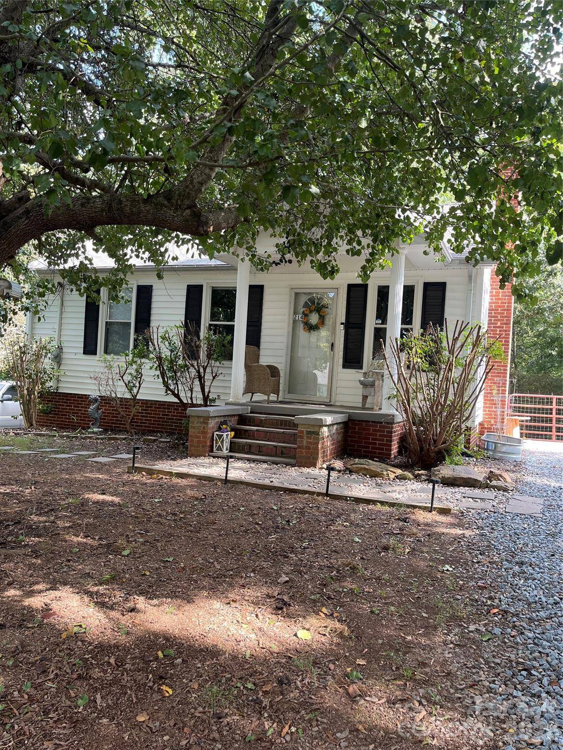 214 Eben ST, Albemarle, NC 28001