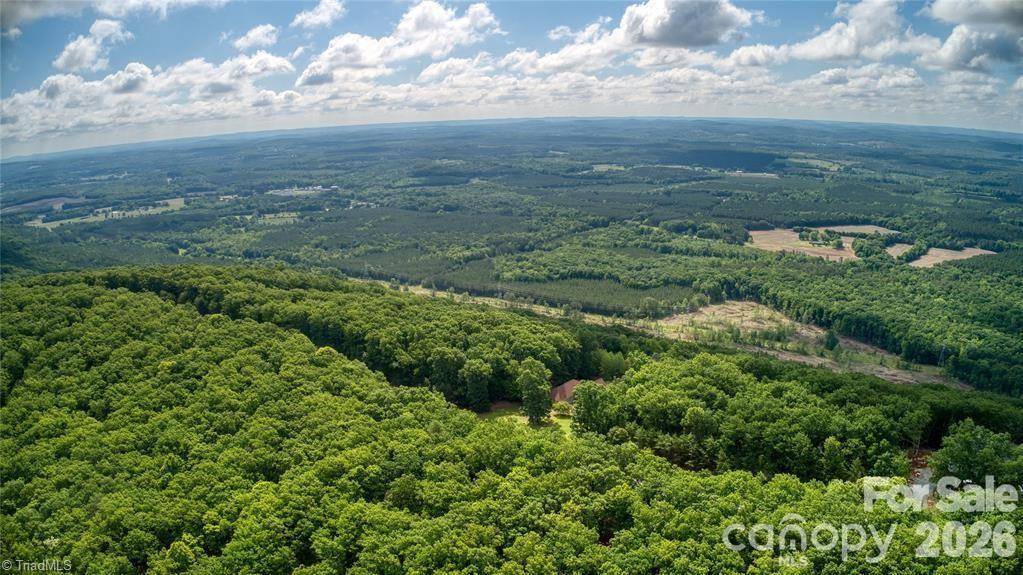 1616 Sierra Trace RD, Denton, NC 27239
