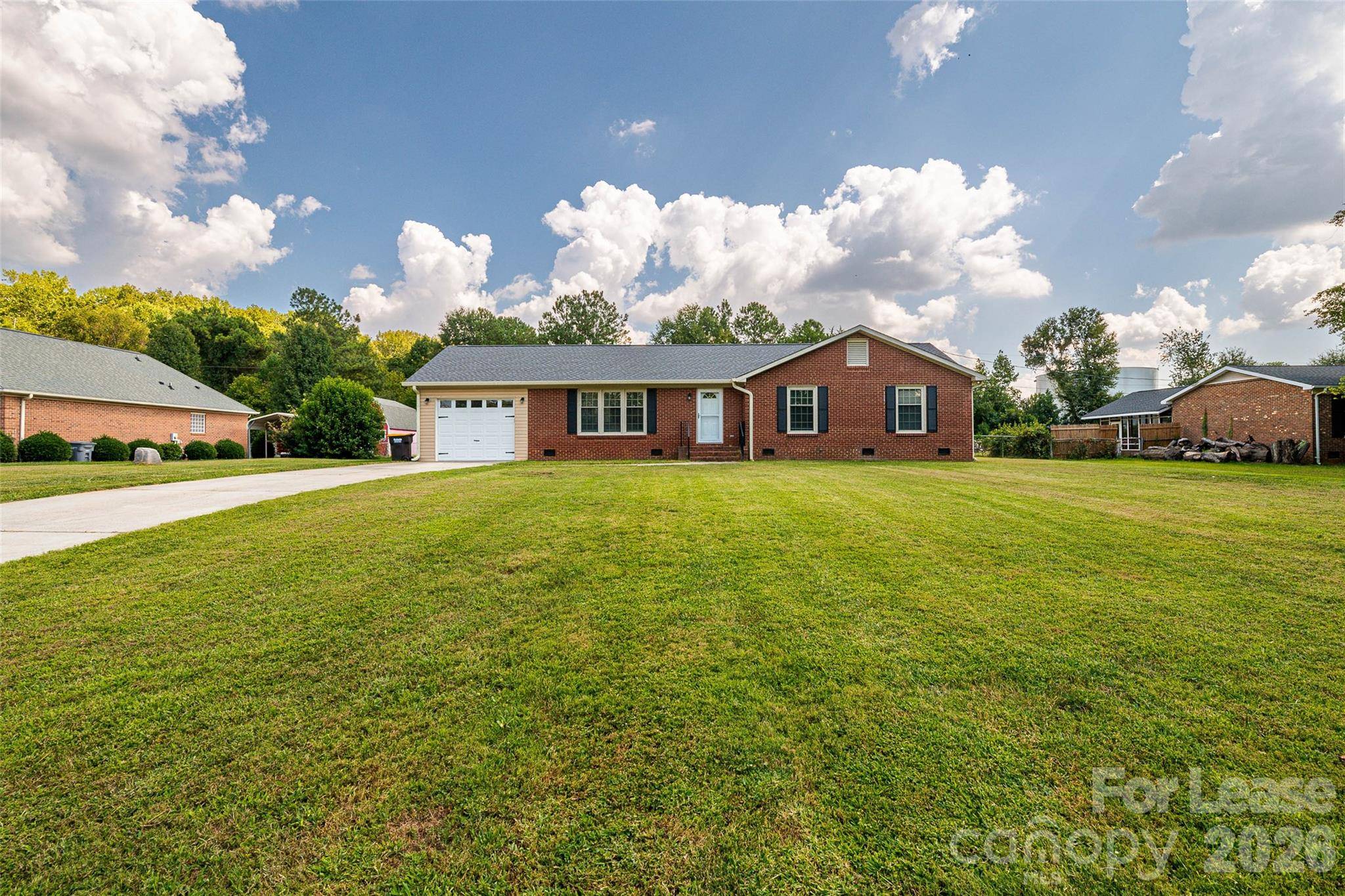 114 Cottonwood DR, Mount Holly, NC 28120