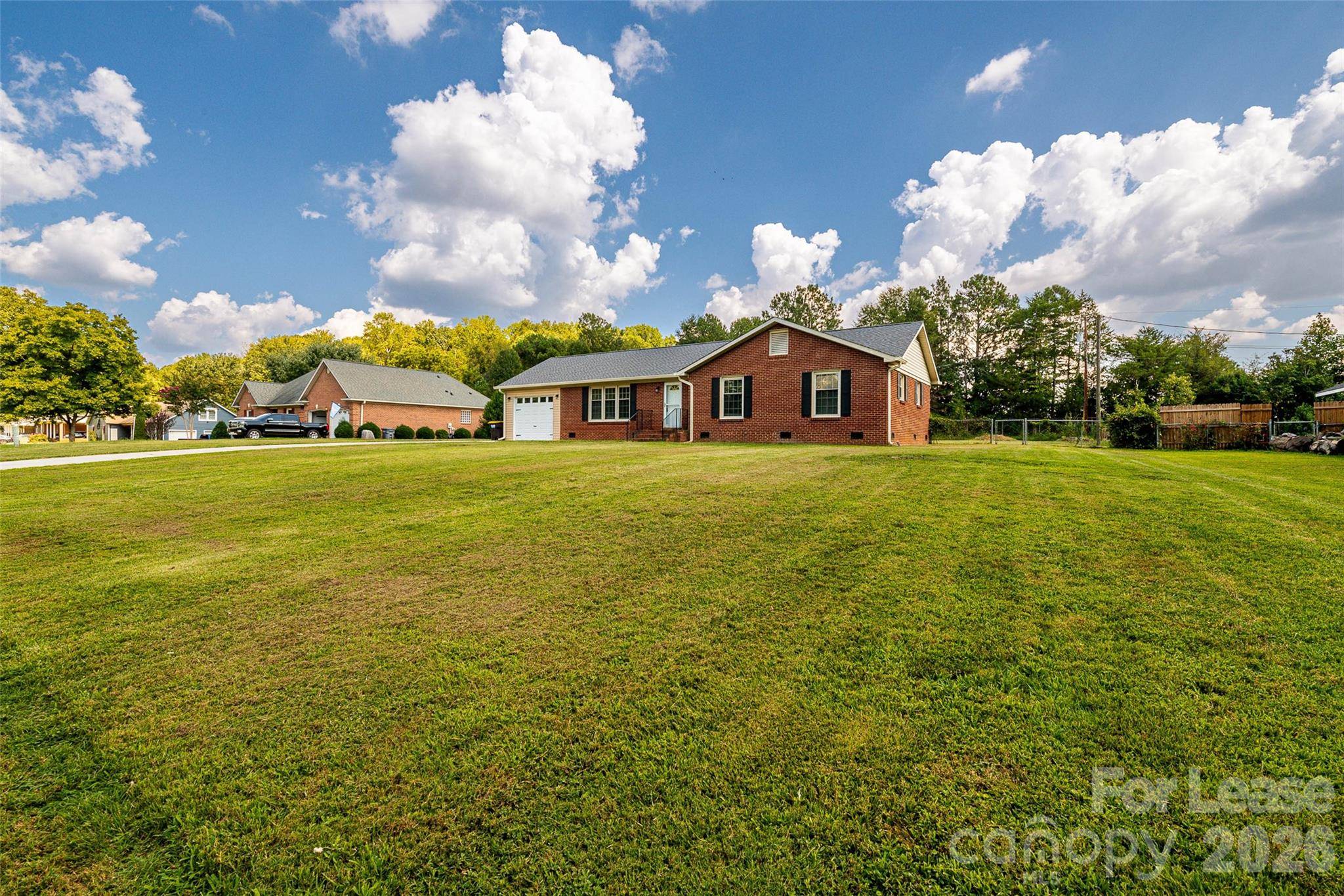 114 Cottonwood DR, Mount Holly, NC 28120