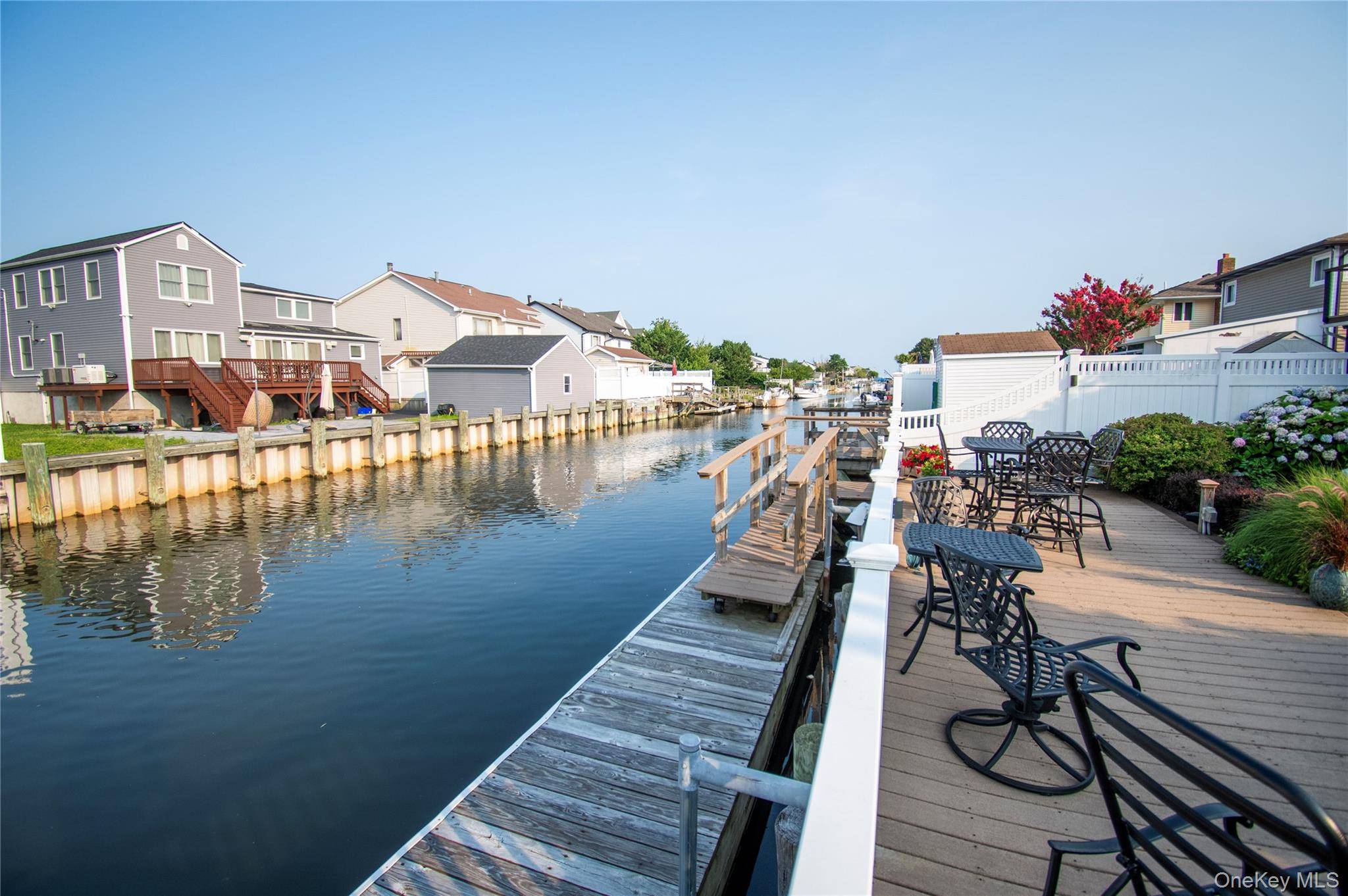 345 Parkway DR, Baldwin Harbor, NY 11510