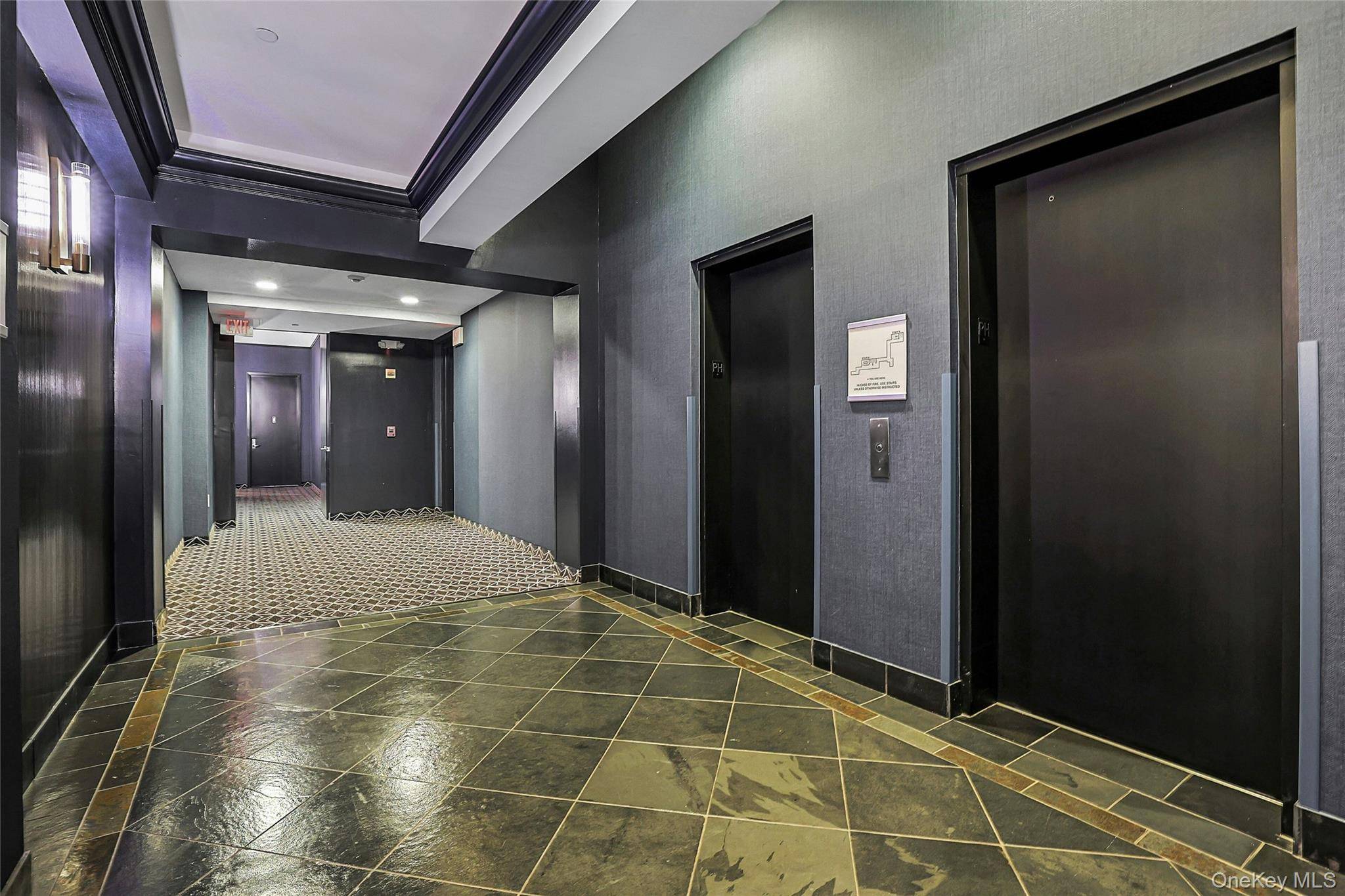 25 Leroy PL #PH1, New Rochelle, NY 10805