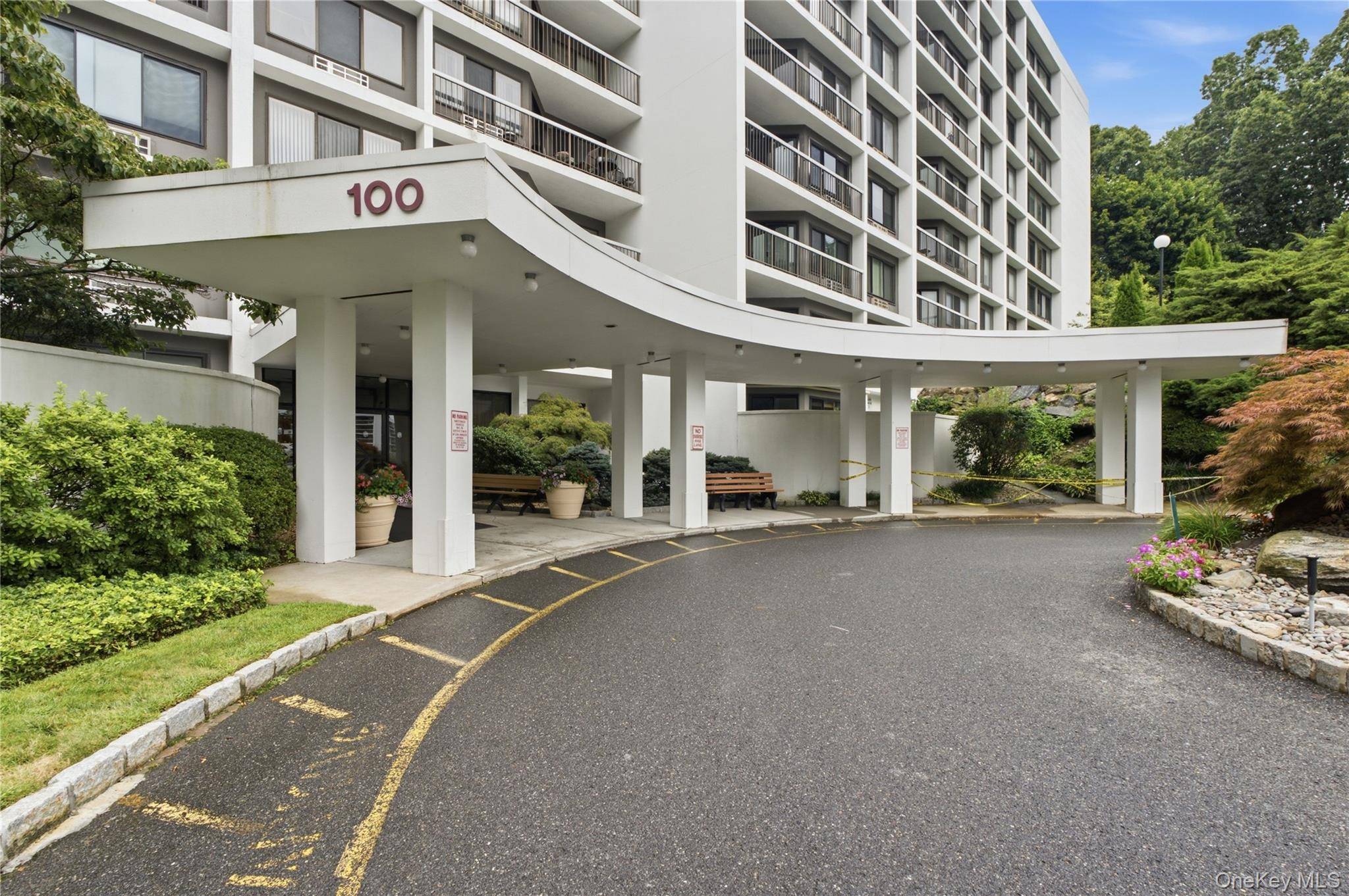 100 High Point DR #710, Hartsdale, NY 10530