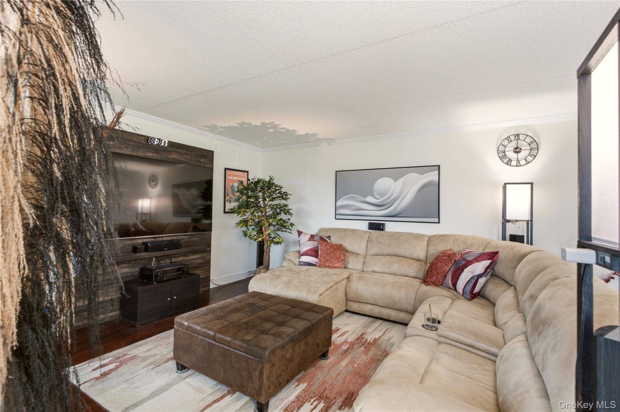 100 High Point DR #710, Hartsdale, NY 10530