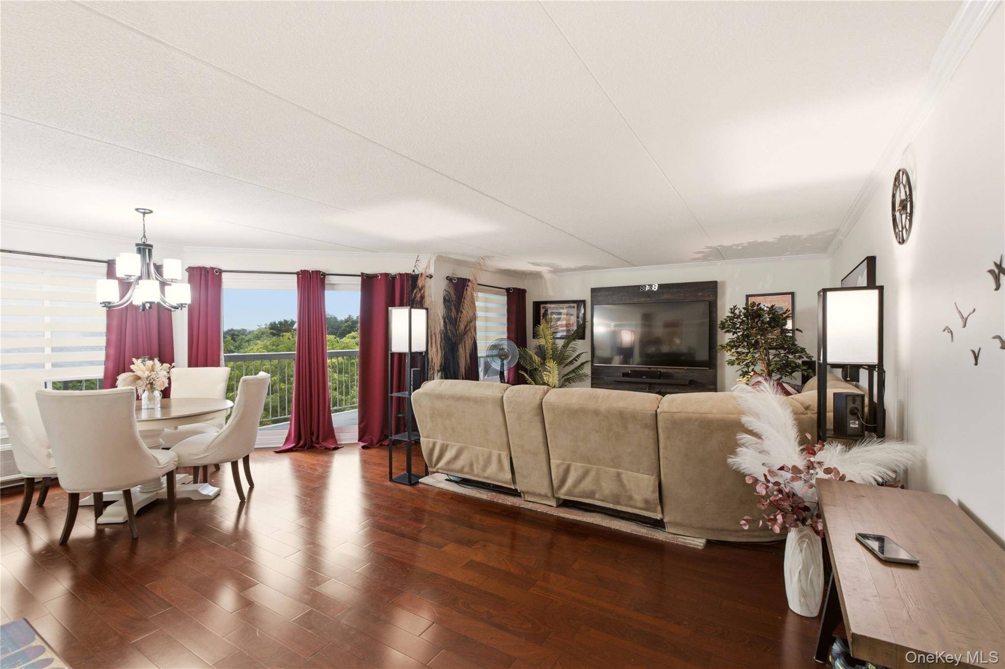 100 High Point DR #710, Hartsdale, NY 10530