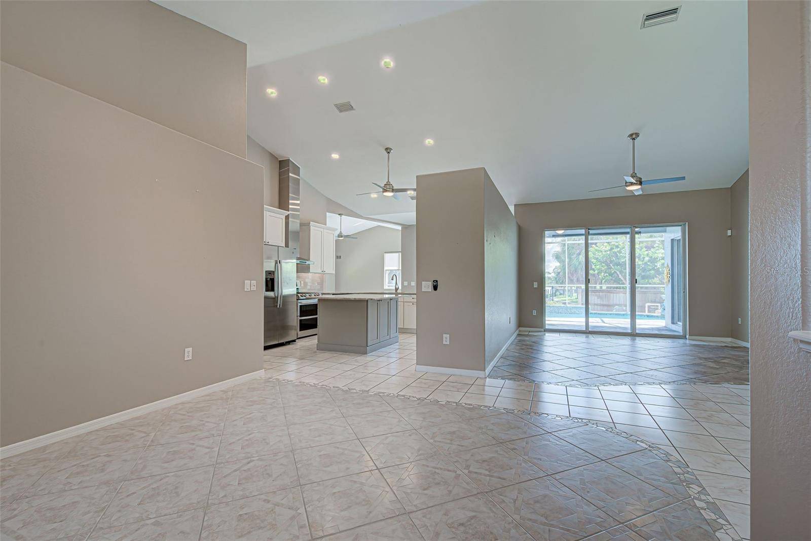 1114 CAMPBELL ST, Port Charlotte, FL 33953