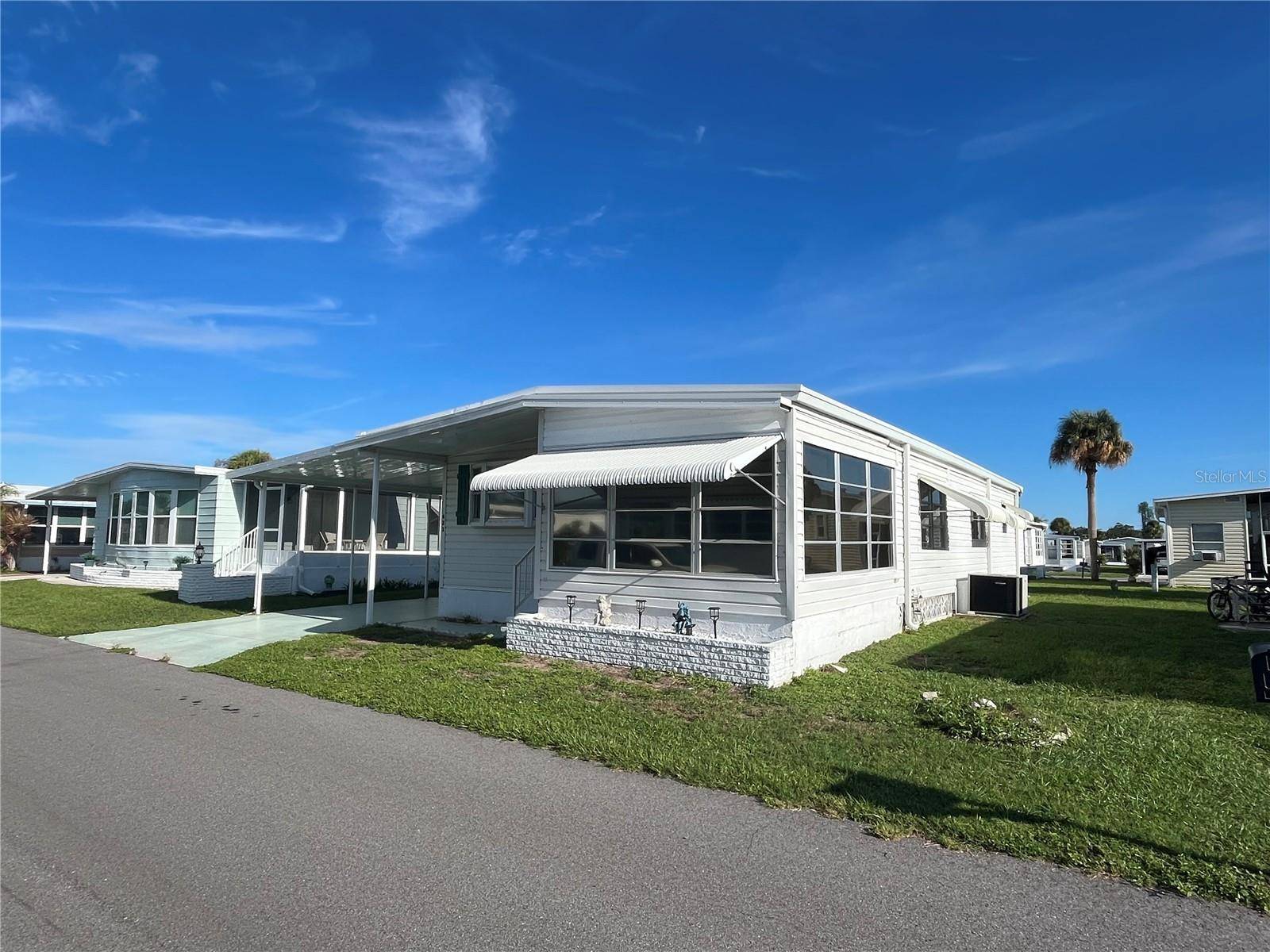 423 CERVINA DR, Venice, FL 34285