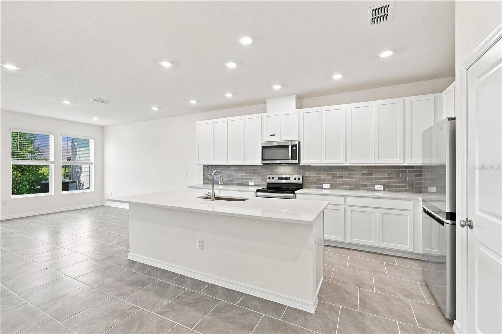 6355 JENSEN VIEW AVE, Apollo Beach, FL 33572