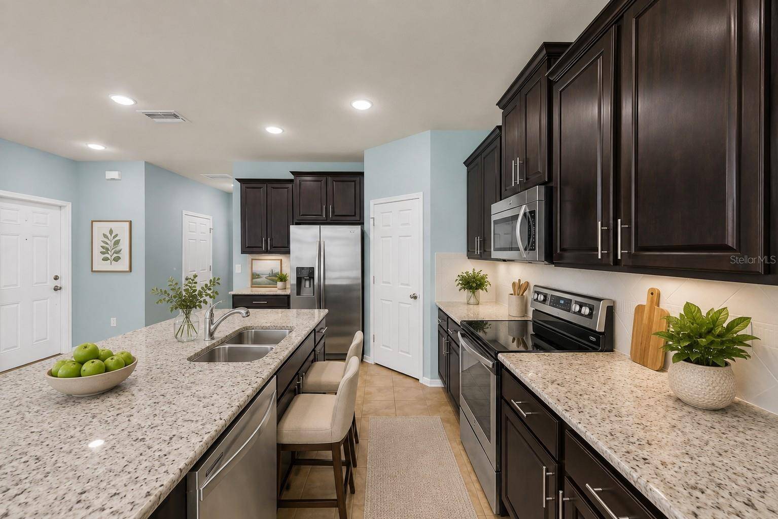 4958 WHITE SANDERLING CT, Tampa, FL 33619