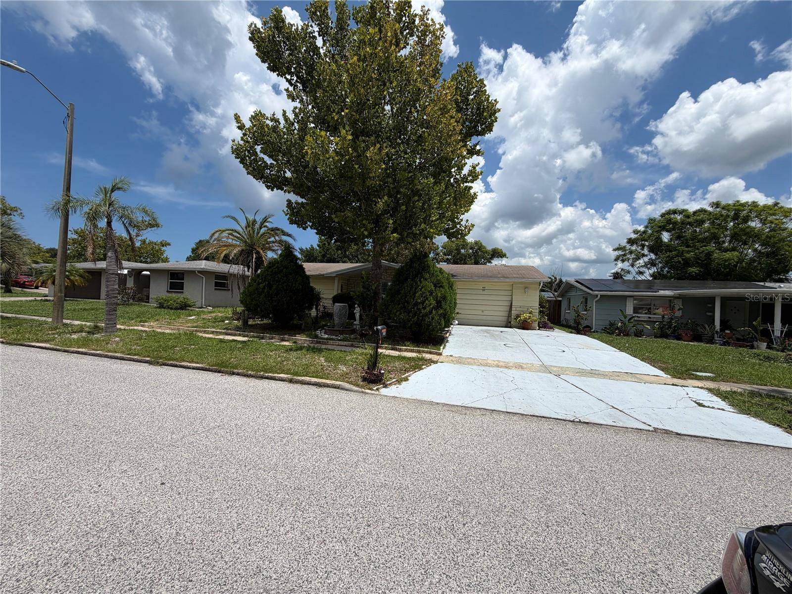 6251 6TH AVE, New Port Richey, FL 34653