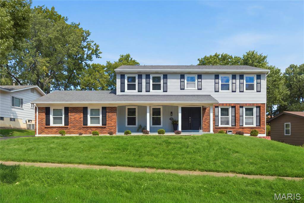 12047 Tangletree DR, Maryland Heights, MO 63146