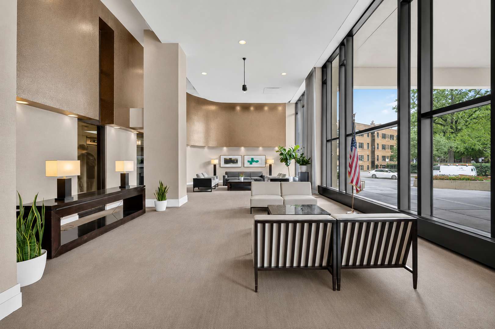 3930 N PINE GROVE AVE #1810, Chicago, IL 60613