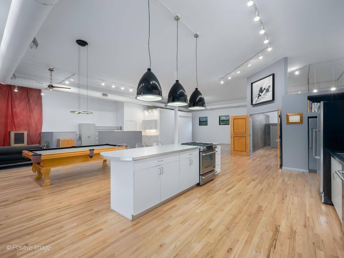 400 N Racine AVE #105, Chicago, IL 60642