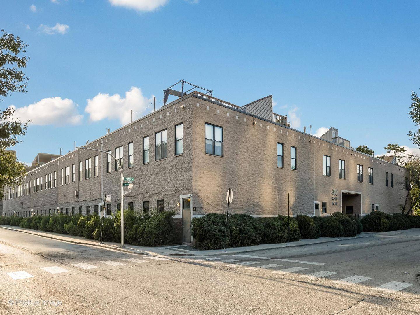 400 N Racine AVE #105, Chicago, IL 60642
