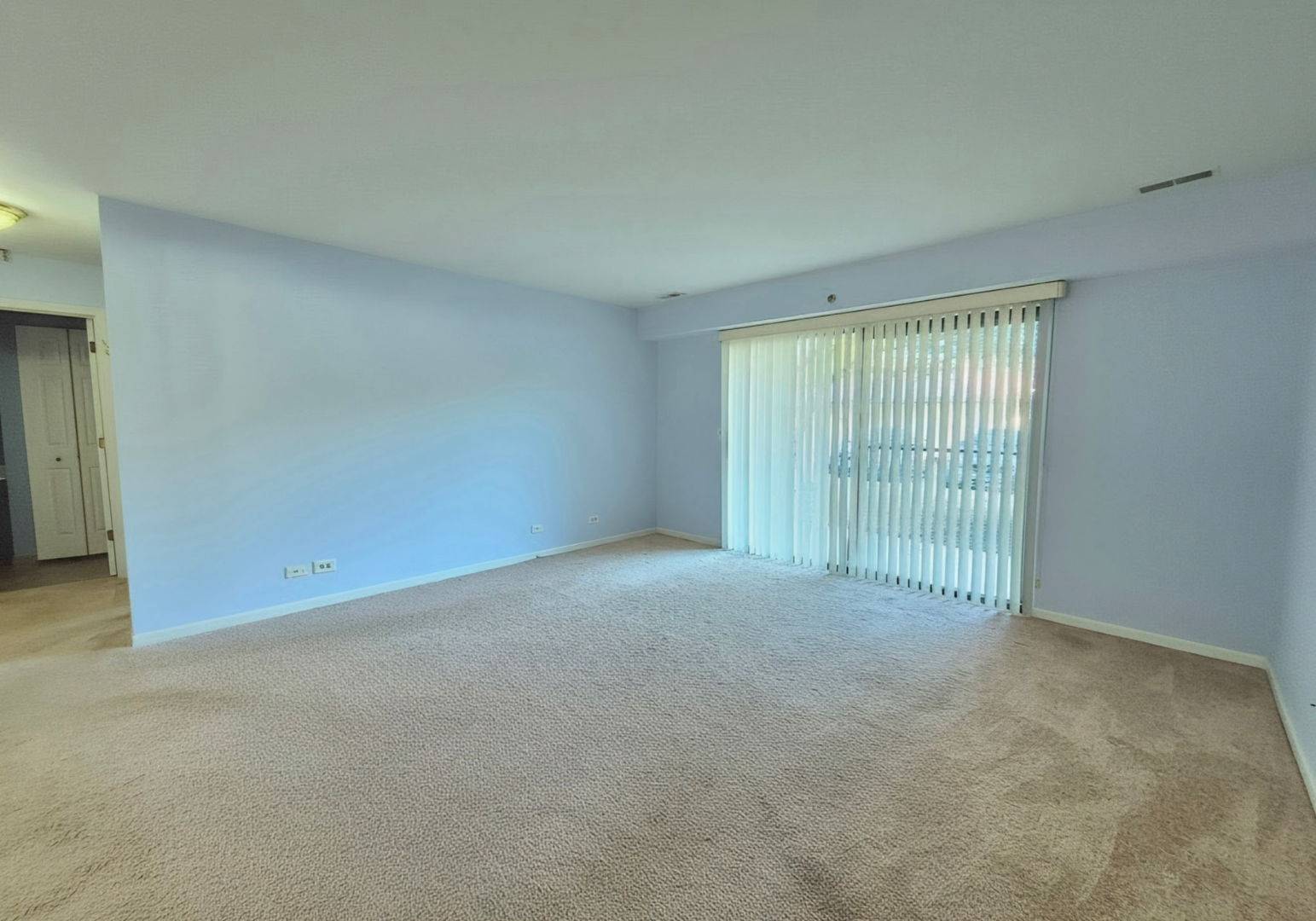 21W581 North AVE #26, Lombard, IL 60148