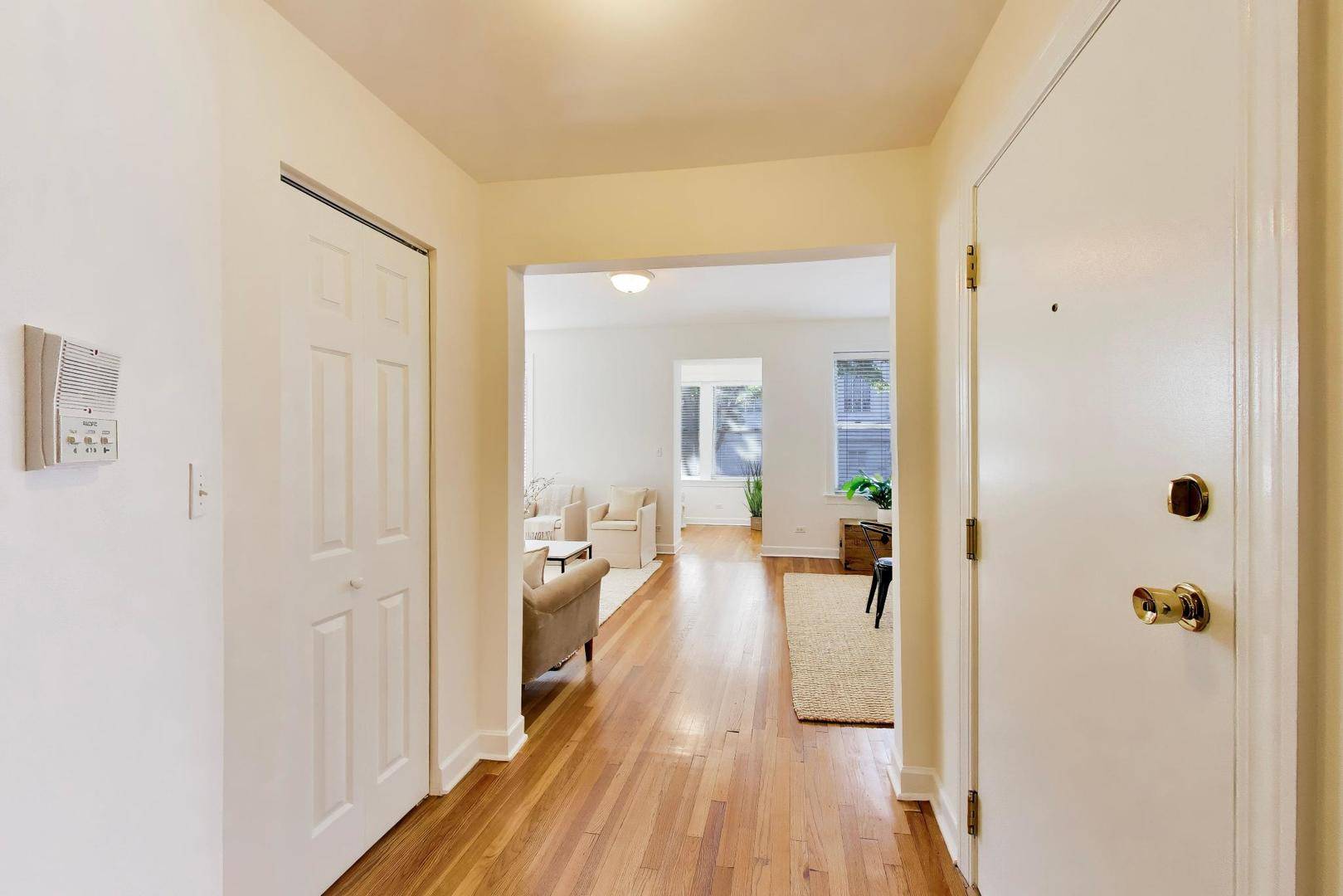 1507 Maple AVE #1, Evanston, IL 60201