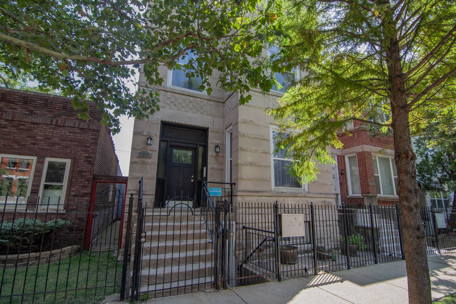 1537 N Rockwell ST #G, Chicago, IL 60622