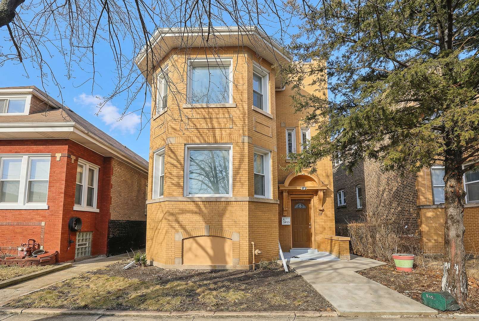 5955 S Whipple ST, Chicago, IL 60629