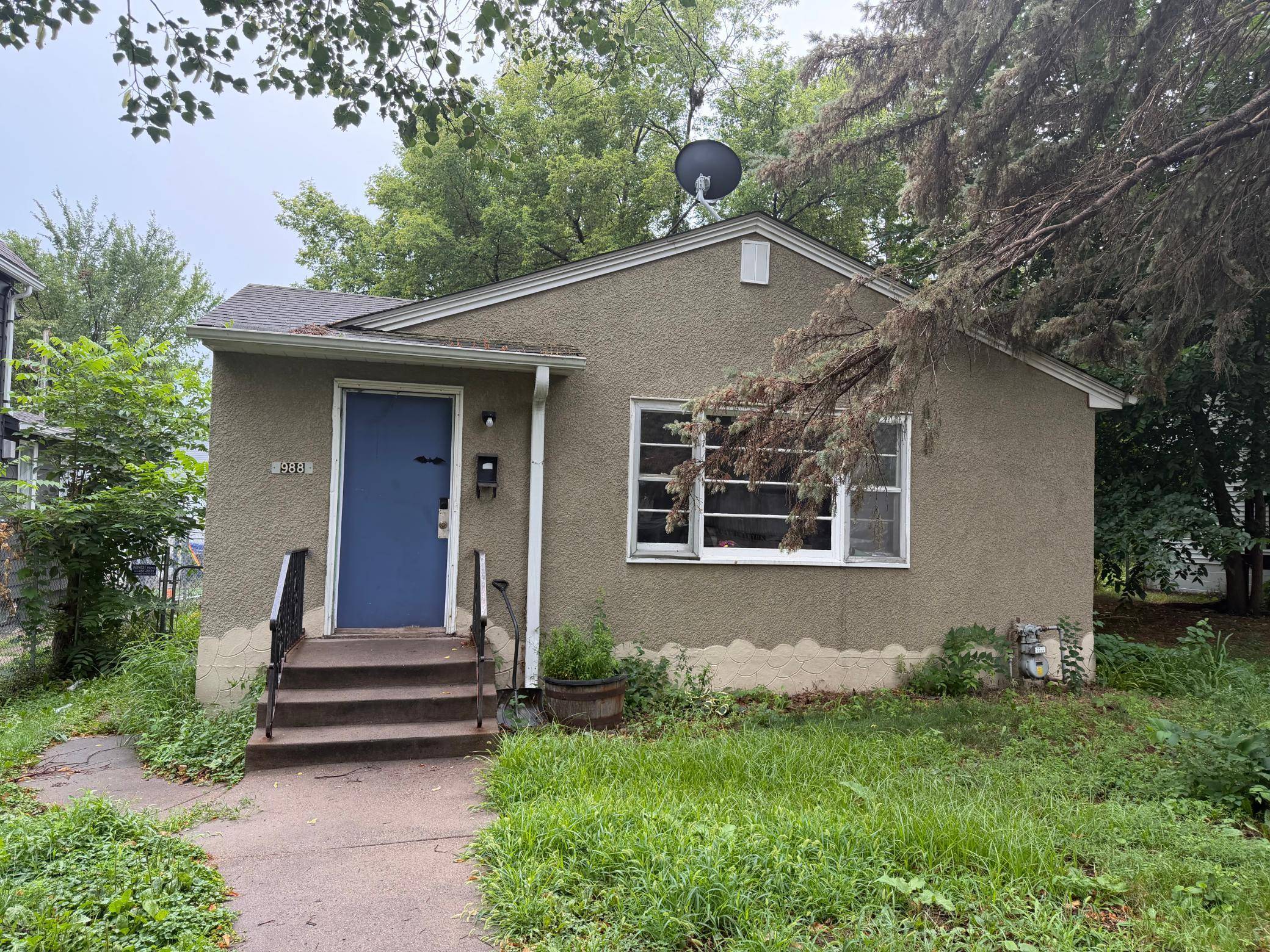 988 Fremont AVE, Saint Paul, MN 55106