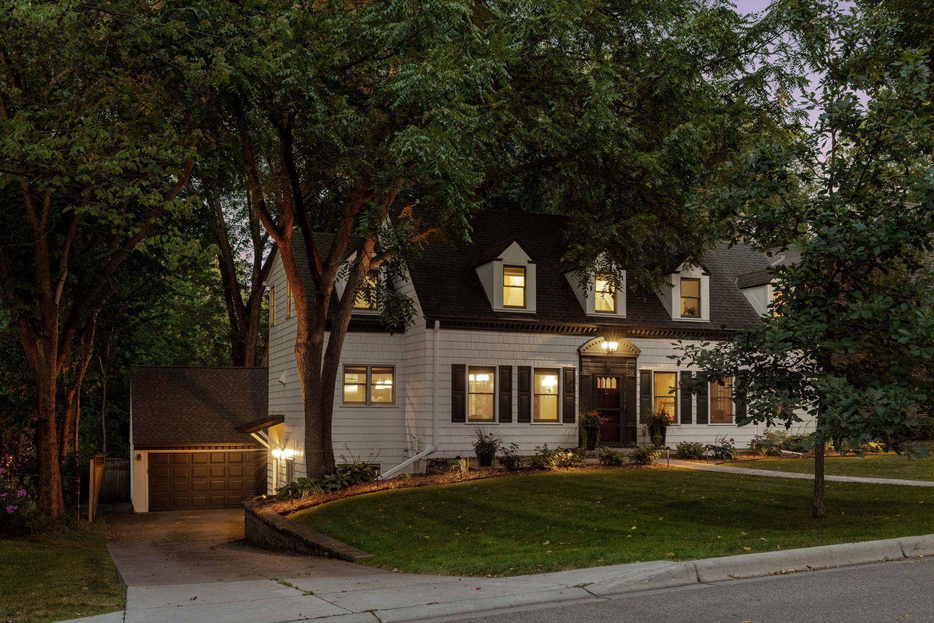 225 Interlachen RD, Hopkins, MN 55343