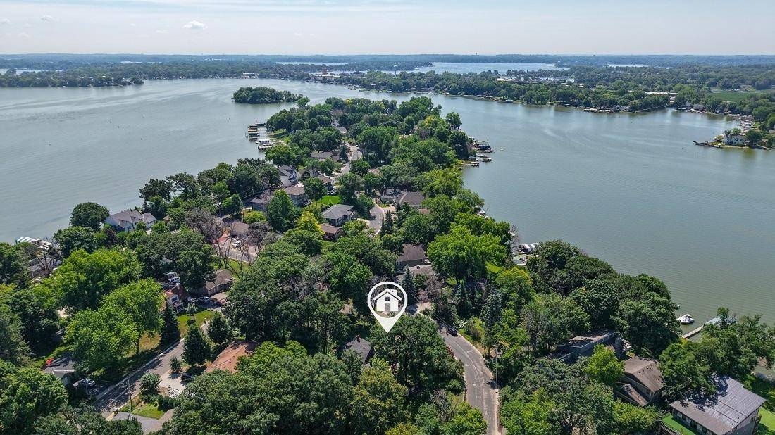 1754 Wildhurst Lane, Mound, MN 55364