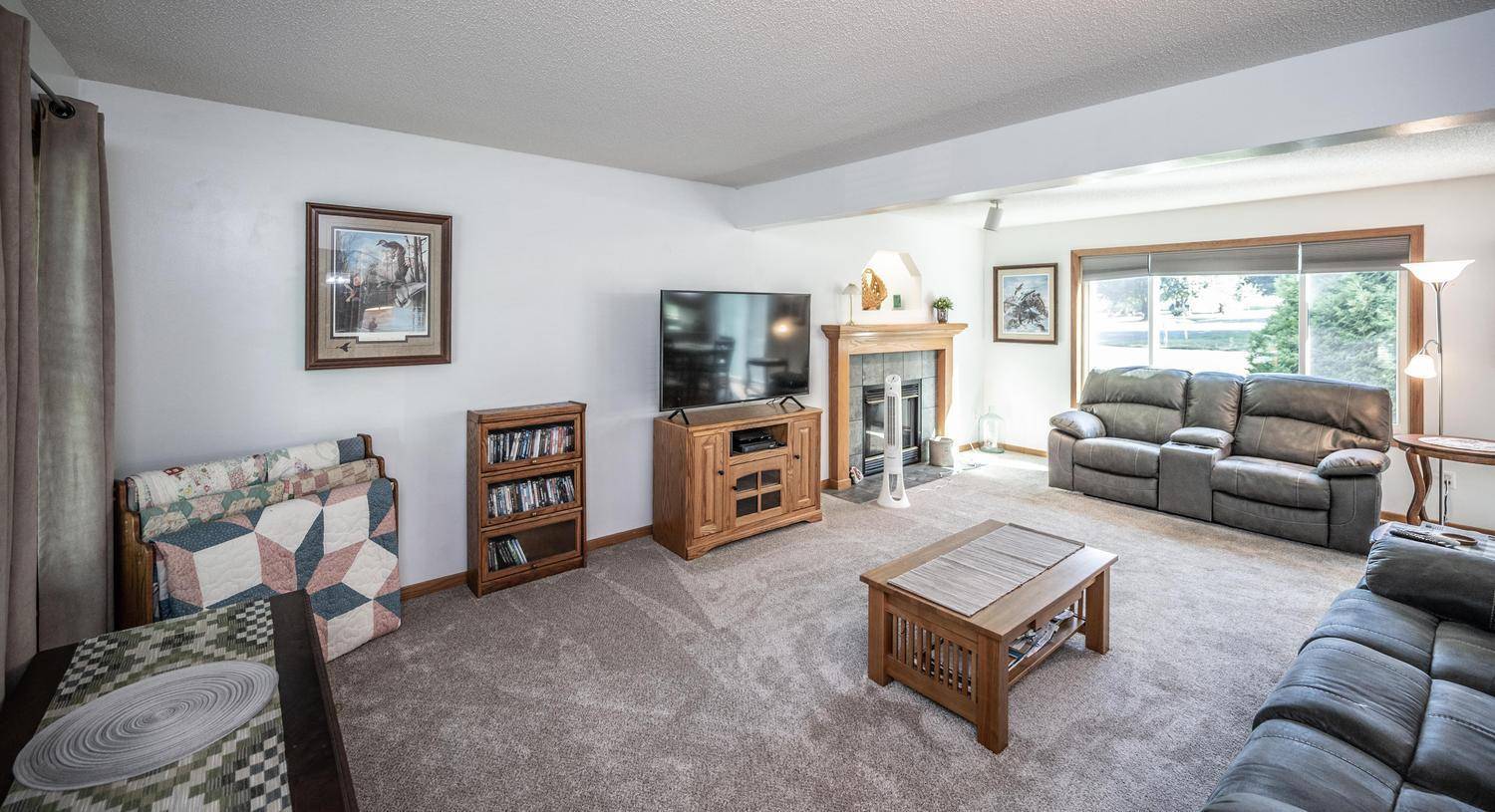 18474 Everest PATH, Farmington, MN 55024