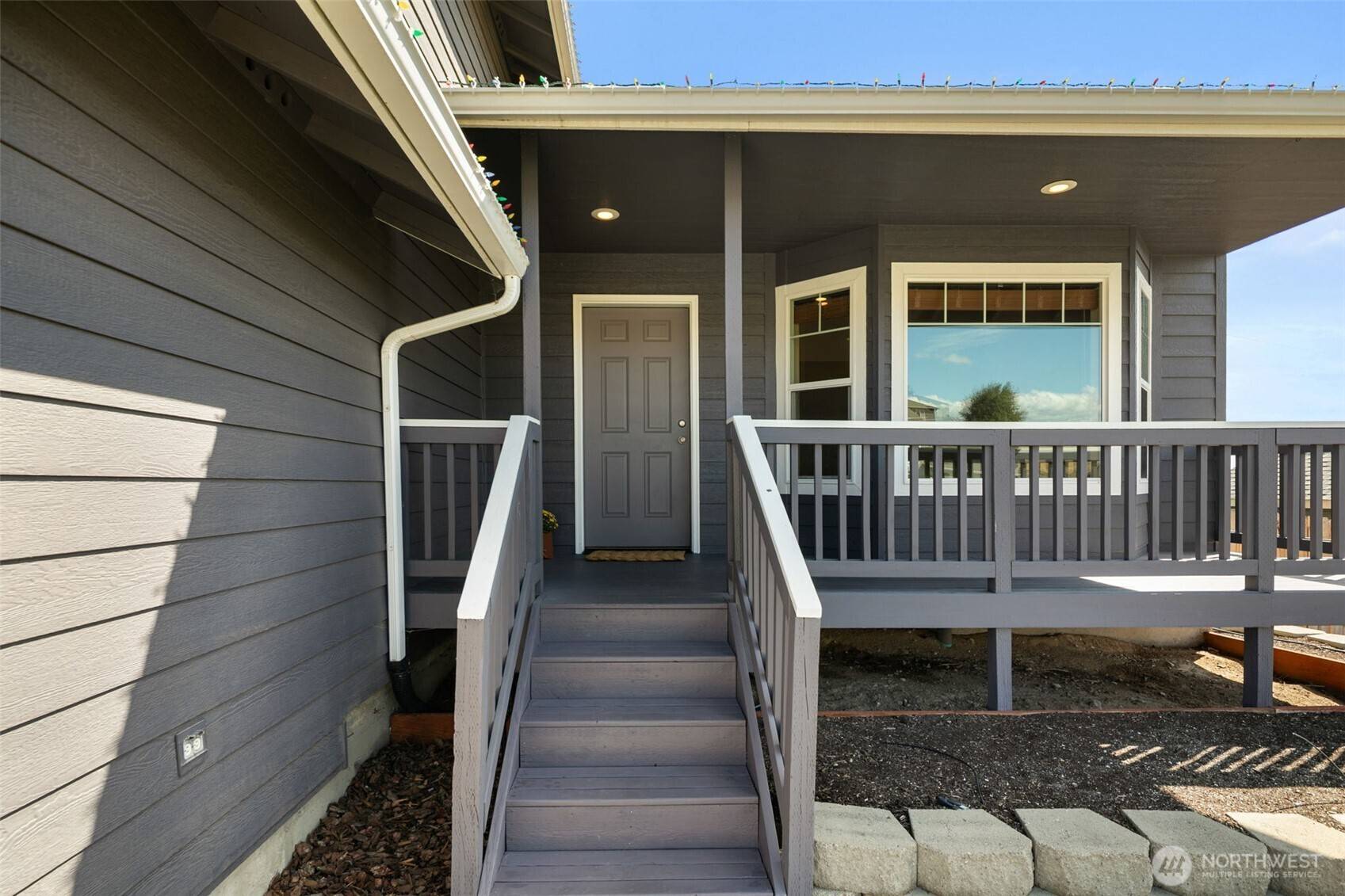 2502 Harvester Loop, East Wenatchee, WA 98802