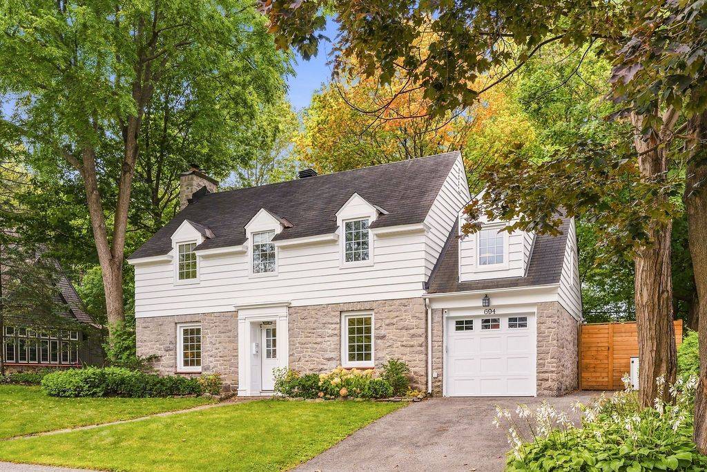 694 ISLAND PARK DR, Carlington - Central Park, ON K1Y 0B7