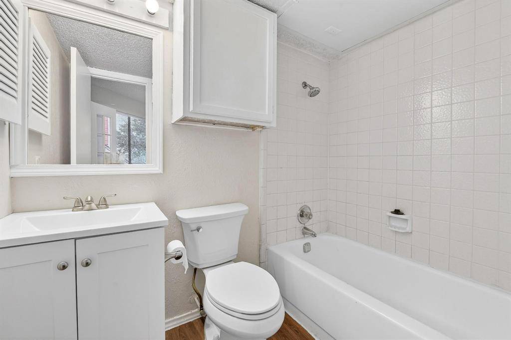 9825 Walnut Street #306, Dallas, TX 75243