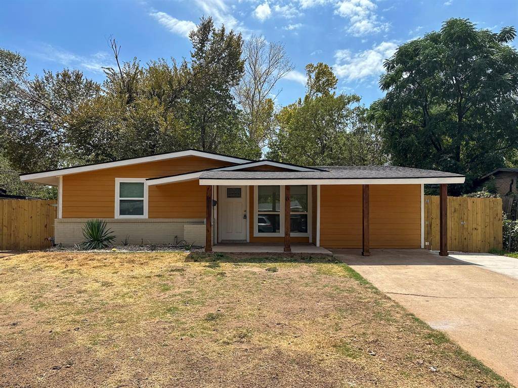 108 Jenny Kay Lane, Irving, TX 75060