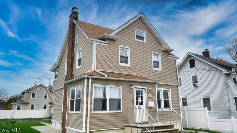 824 Chestnut St, Roselle Boro, NJ 07203