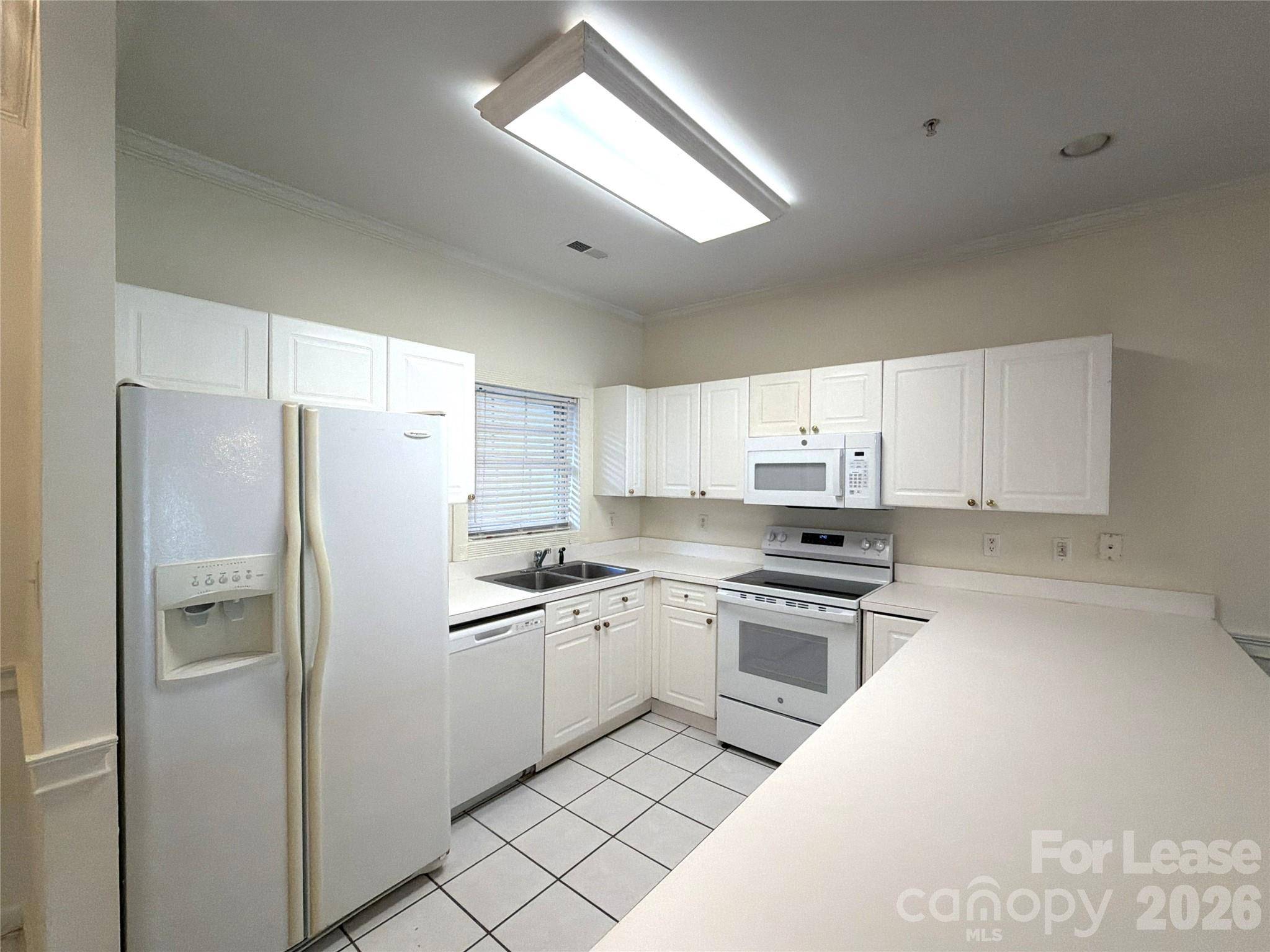9113 Meadow Vista RD, Charlotte, NC 28213